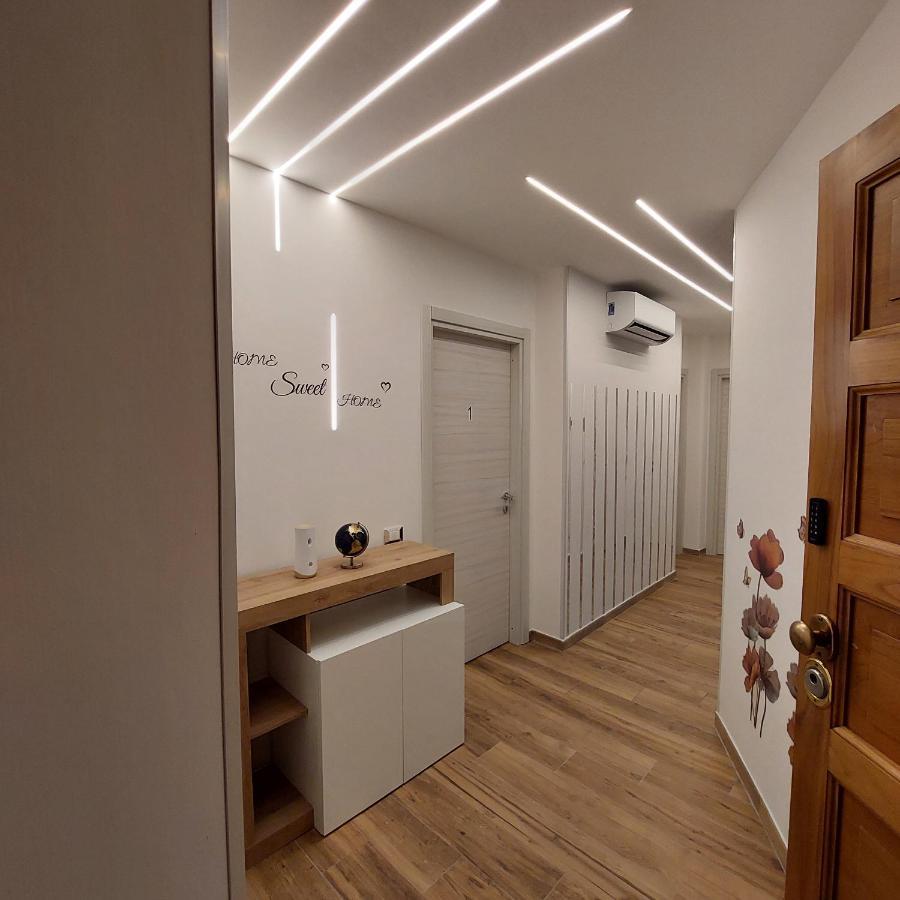 לינה וארוחת בוקר רומא Prisco House מראה חיצוני תמונה