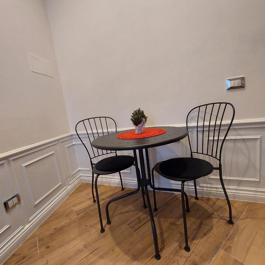 לינה וארוחת בוקר רומא Prisco House מראה חיצוני תמונה